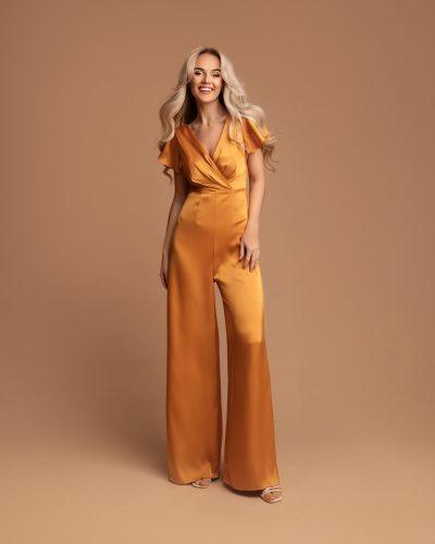 Oranje Gala Jumpsuit – Carmina - bestel bij BK Leder Oranje Gala Jumpsuit - Carmina