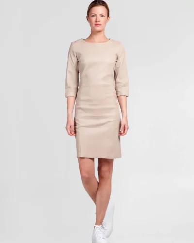 Knielange Dames Jurk in Vegan Suede Beige met Driekwart Mouwen – Avan - bestel bij BK Leder Knielange Dames Jurk in Vegan Suede Beige met Driekwart Mouwen – Avan