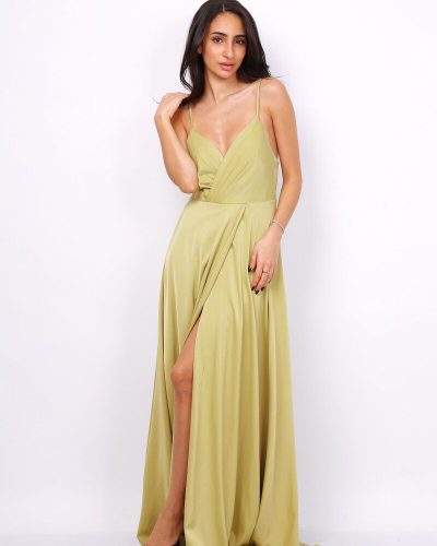 Groene galajurk met hoge split en spaghettibandjes – Oriela - bestel bij BK Leder Groene galajurk met hoge split en spaghettibandjes - Oriela