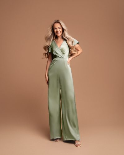 Saliegroene gala jumpsuit – Carmina - bestel bij BK Leder Saliegroene gala jumpsuit - Carmina